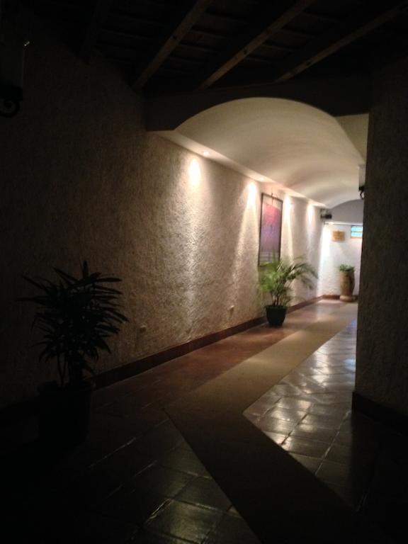 Hotel Posada De Don Rodrigo Panajachel Eksteriør bilde